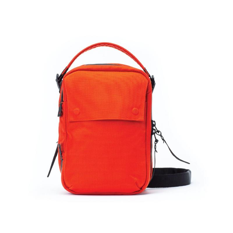 Black Ember (Limited Edition) Kompak Sling Bag 5L - Ember Orange