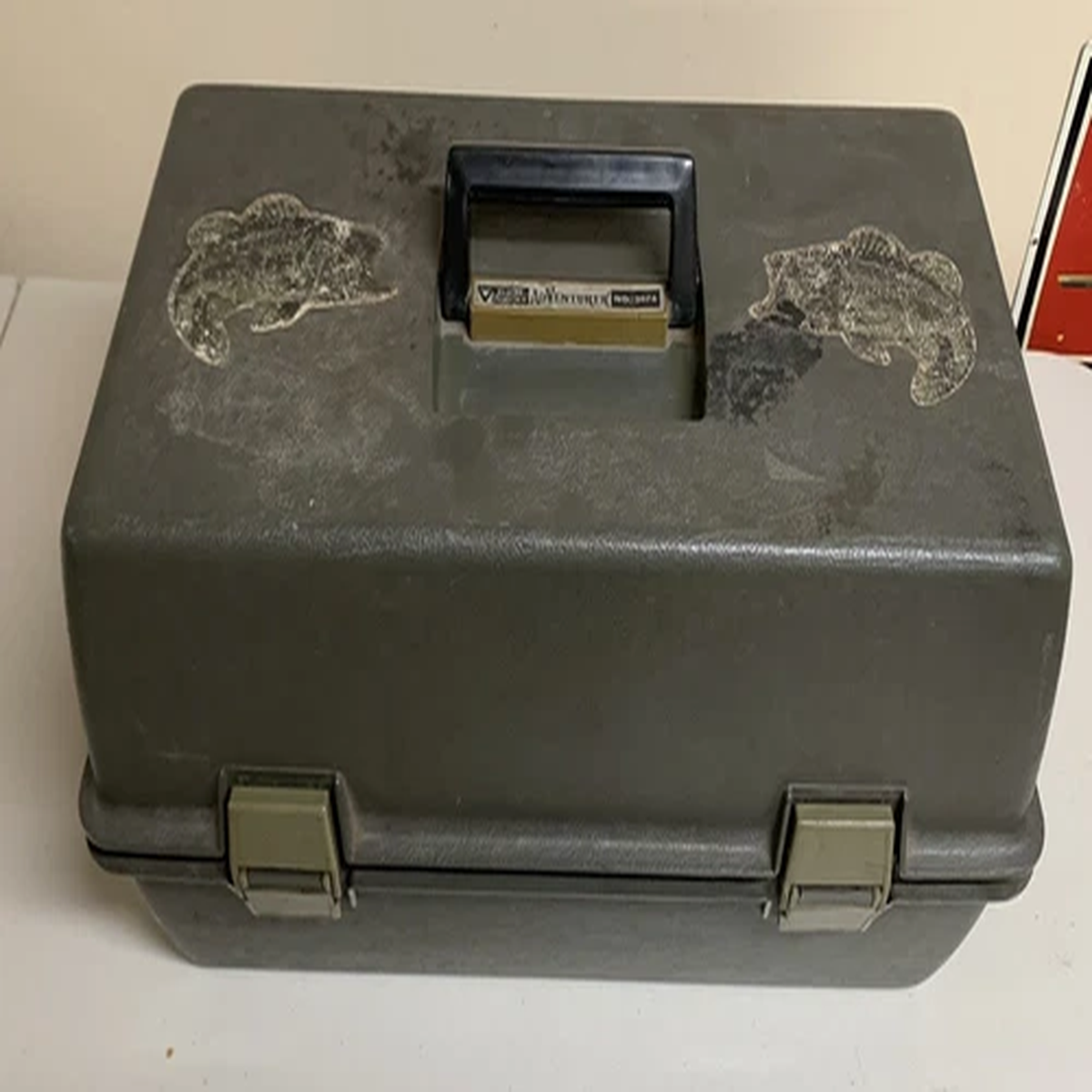 VTG RARE #2076 ADVENTURER 6 Spinning Trays Fishing Tackle Box V VLCHEK Plastic